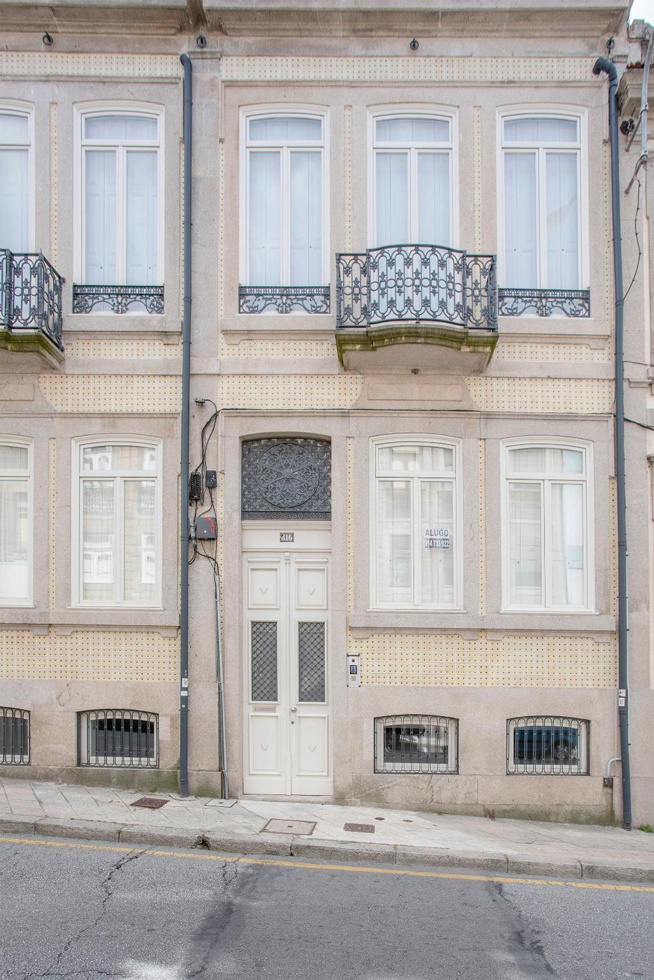 Liiiving In Porto - Downtown Balcony Studio Exteriör bild