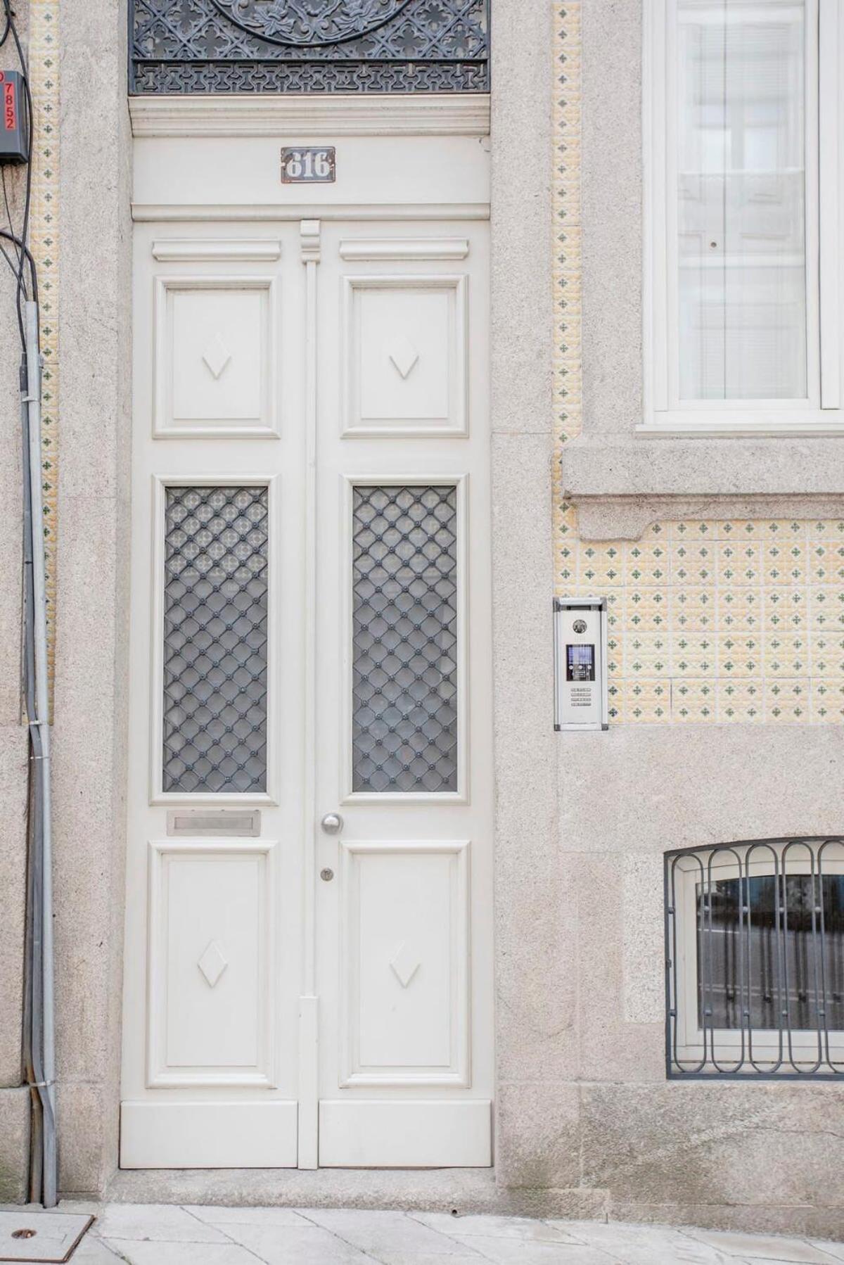 Liiiving In Porto - Downtown Balcony Studio Exteriör bild