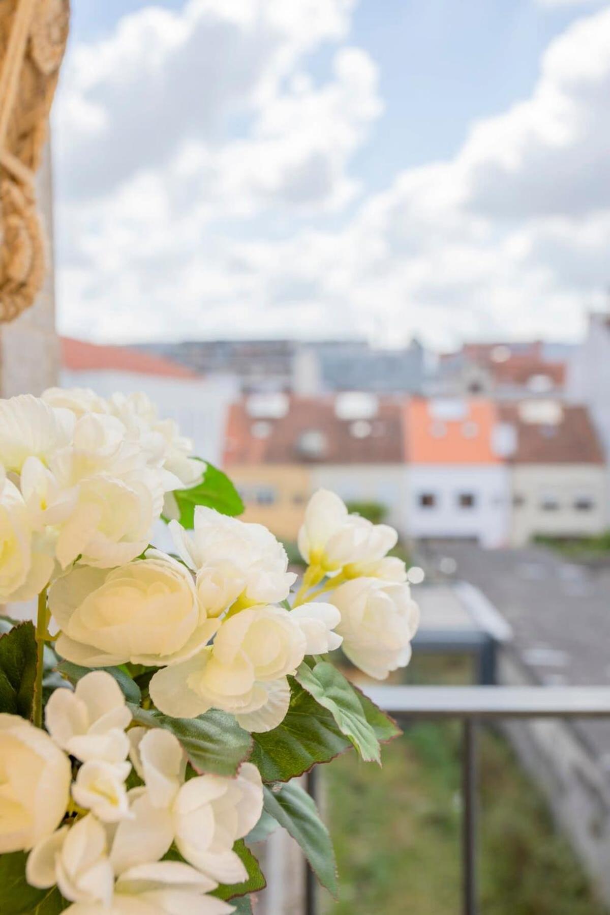 Liiiving In Porto - Downtown Balcony Studio Exteriör bild